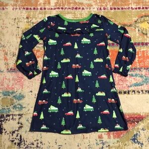 🧜🏼‍♀️3 for $15 item!🧜🏼‍♀️ Christmas nightgown